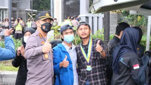 Usai Unras, Puluhan Mahasiswa Bandung di Vaksinasi