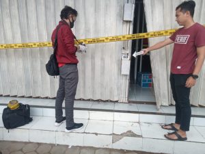 Minimarket di Mande Cianjur Dibobol Maling, Duit Puluhan Juta Raib