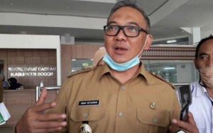 Iwan Setiawan Minta Jamaah Haji Asal Bogor Jangan Kampanye di Depan Kabah