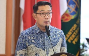 Serahkan 502 Sertifikat Tanah Wakaf untuk Masyarakat di Jabar, Ridwan Kamil Bilang Begini
