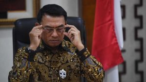 Ingin Motor Listrik Laku di Indonesia, Ini Saran Moeldoko: Jarak Tempuh 100 Km, Ngecas Sejam
