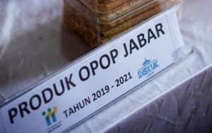 Handuk dan Tumbler Bambu Hasil Produk Pesantren Jabar Laris Manis di Ajang MotoGP Mandalika