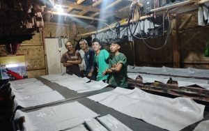 Jelang Idul Fitri, Pendapatan Pengrajin Sablon di Ciwidey Bandung Naik 80 Persen