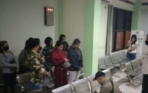 Sepuluh Wanita Malam Diamankan Satpol PP di Kemang Bogor, Disuruh Bersihkan Kantor Kecamatan