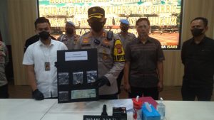 Curi Emas Seharga Rp13 Juta, Emak-emak di Purwakarta Diringkus Polisi