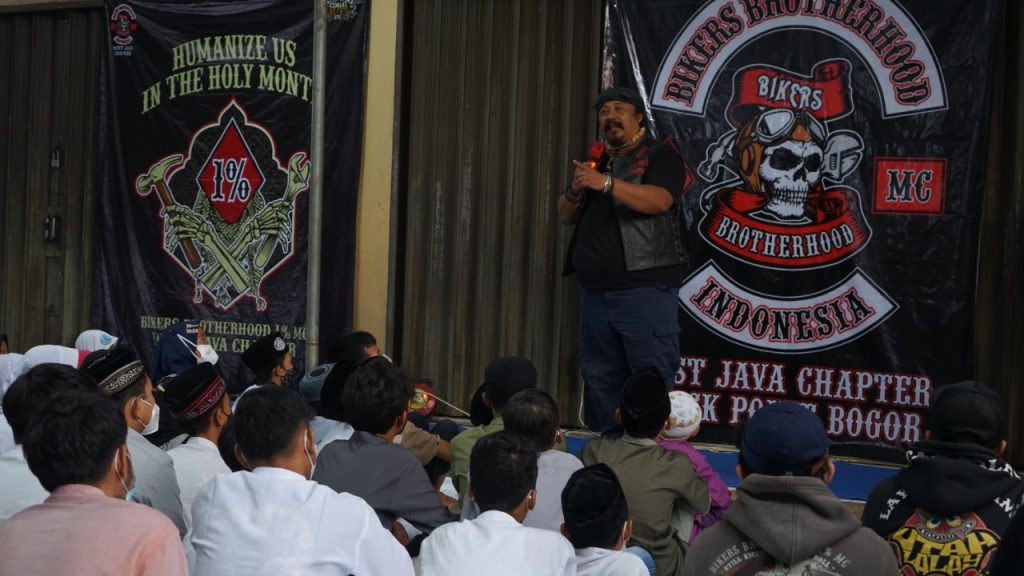 Keliling Jabar, Bikers Brotherhood 1% MC West Java Chapter Berbagi Kebahagiaan Bersama Anak Yatim
