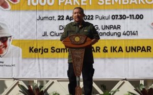 1.000 Paket Sembako Dibagikan di Kota Bandung, Yana Mulyana: Ini Simbol Pemulihan Ekonomi