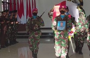 Firasat Orangtua Sebelum Praka Dwi Gugur Ditembak KKB, Sempat Titip Sedekah untuk Anak Yatim
