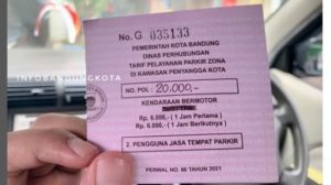 Gila, Oknum Tukang Parkir di pasar Andir Bandung Beri Tarif Yang Bikini Nyesek