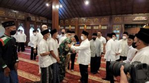 Salat Idulfitri di Bogor, Menhan Prabowo Lanjut Silaturahmi ke Jokowi dan Megawati