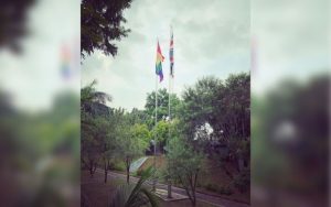 Kemlu Panggil Dubes Inggris Soal Pengibaran Bendera LGBT, Guru Besar UI Bilang Begini