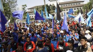 Ribuan Buruh Akan Kepung DPRD Jawa Barat, ini Tuntutan Yang Akan Disampaikan