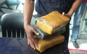 Warga di Bogor Temukan Tiga Bungkusan Ganja di Bawah Tempat Duduk