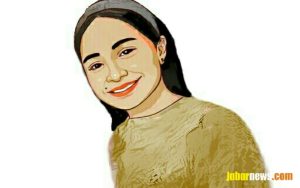 Wow! Bandana Nagita Slavina di Hari Idul Fitri Rp9,5 Juta