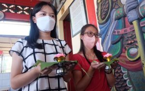 Umat Buddha di Kota Bandung Rayakan Ibadah Waisak dengan Terapkan Prokes dan PeduliLindungi