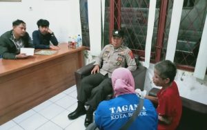 Tega! Wanita Paruh Baya Ditemukan Tergeletak di Empang Bogor, Diduga Dibuang Keluarganya