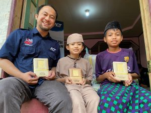 Aloomni Dukung ACT Bandung Sebarkan  Al Qur’an Wakaf Ke Pesantren Pelosok