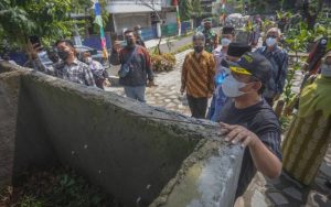 Yana Mulyana Ajak Seluruh Elemen Masyarakat Atasi Masalah Sampah di Kota Bandung