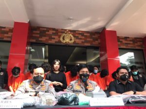Polisi Pamerkan Wajah Para Pelaku Begal Terhadap Anggota TNI AD di Kebayoran Baru