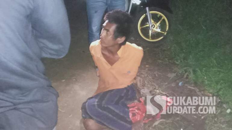 Bar-bar, Seorang Pria di Sukabumi Nekat Acak-acak Masjid Hingga Cuci Alquran