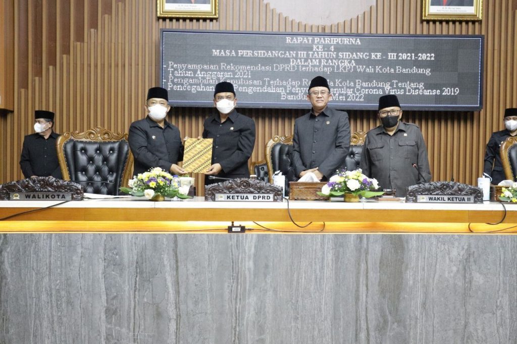 DPRD Terima LKPJ Wali Kota Bandung TA 2021, Jadi Rekomendasi Langkah Kerja Berikutnya