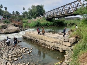 Diduga Hasil Hubungan Gelap, Janin Perempuan Ditemukan Terapung Dibawah Jembatan di Binjai