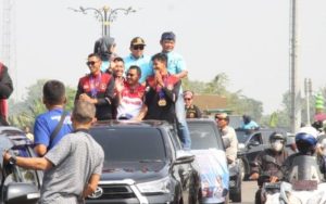 Atlet Dayung Asal Kabupaten Bogor Peraih Medali SEA Games Diarak Keliling Cibinong