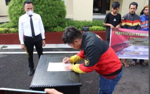 Buntut Aksi Penganiayaan, GBR Tandatangani Pembubaran Resmi di Mapolres Cianjur
