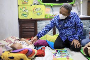 Yana akan Obati Hafiz, Bocah 11 Tahun yang Lumpuh Akibat Terjatuh