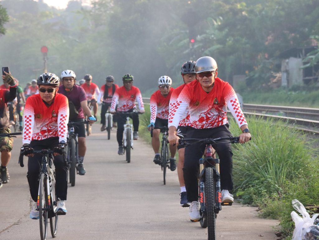 Gowes Gembira, Sambut Hari Bhayangkara ke-76 dan Sinergikan Semua Pihak di Purwakarta