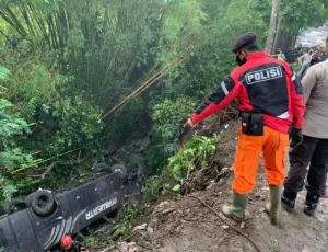 Disdik Sumedang Ungkap Kegiatan Rombongan Bus yang Masuk Jurang di Tasikmalaya, Bukan Kegiatan Sekolah?