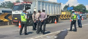 Polres Purwakarta Gandeng Tim Ahli Ungkap Penyebab Laka Beruntun di Cipularang