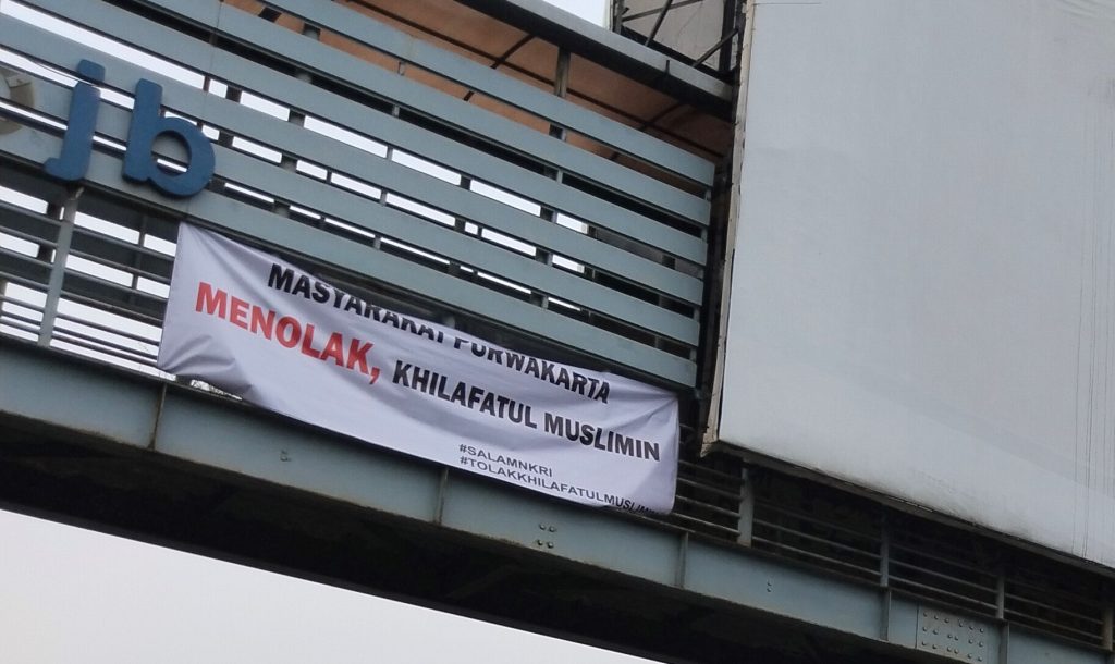 Spanduk Penolakan Khilafatul Muslimin Diapresiasi Majelis Musyawarah Santri Purwakarta