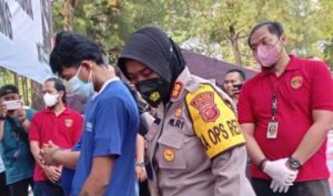Kesal karena Minta Cerai, Suami Tega Tusuk Istri di Bagian Leher