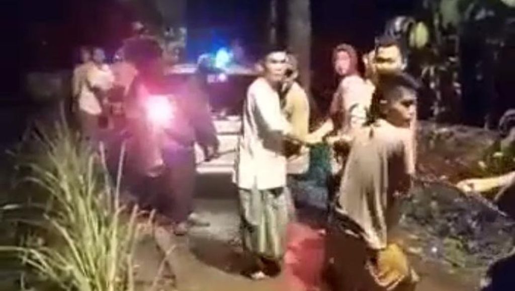 Heboh Mobil Nyasar ke Area Kuburan di Subang, Gara-gara Mengikuti Aplikasi Google Maps