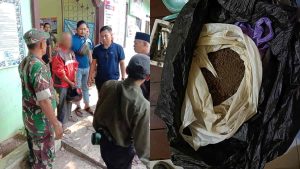Bikin Resah Gegara Sebar Tanah Kuburan, Lansia Diduga Dukun Ditangkap Warga Sukanegara Pangandaran