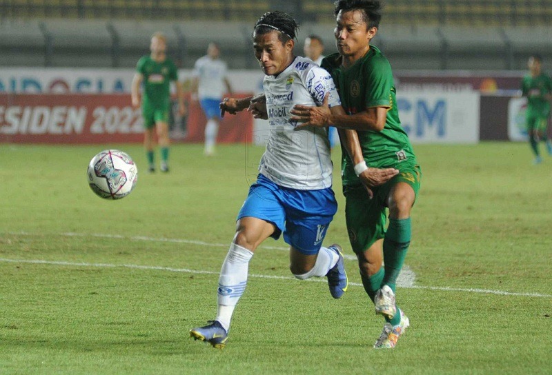 Pemain Persib, Henhen Herdiana