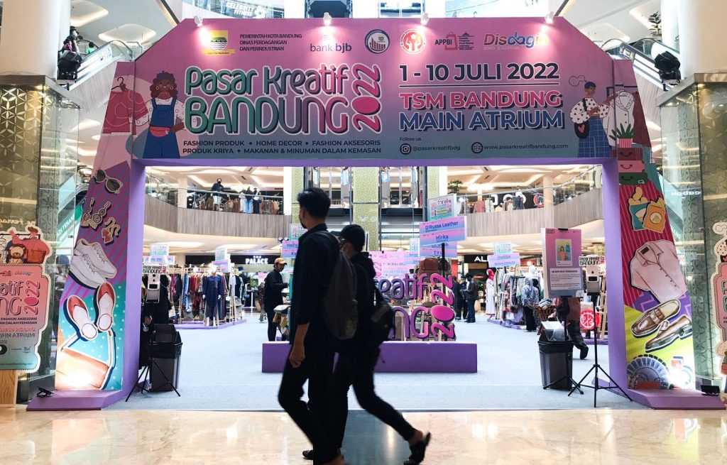 Humas Kota Bandung Gelar Podcast di Pasar Kreatif Mall TSM