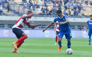 Persib Bandung Dipencundangi Madura United, Robert Alberts dan Marc Klok Kecewa