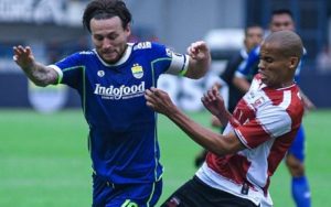 Dibantai Madura United di Kandang Sendiri, Persib Bandung Meluncur ke Bawah Klasemen