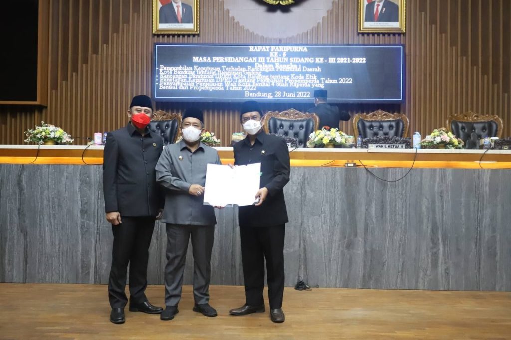 Dewan Mulai Gelar Paripurna Penetapan 4 Raperda Kota Bandung
