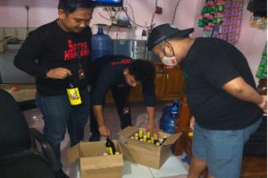 Polres Indramayu Sita Ratusan Botol Miras Saat Malam Takbiran Idul Adha 2022