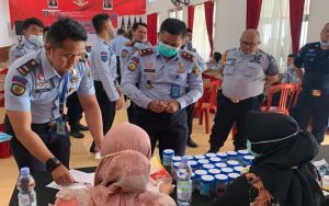 Tak Ingin Kecolongan, Lapas Purwakarta Tes Urine Seluruh Pegawainya