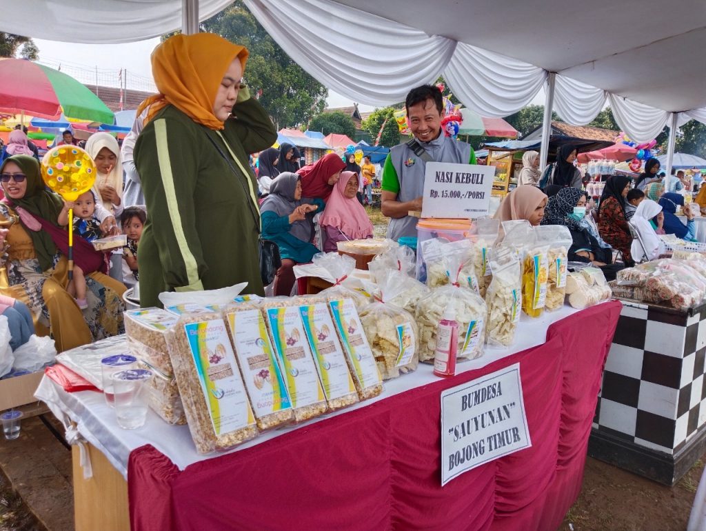 Bazar UMKM Hingga Pentas Seni Religi Meriahkan Hari Bhayangkara ke-76 di Purwakarta