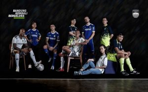 Persib Bandung Lucurkan Jersey Terbaru Untuk Liga 1 2022-2023