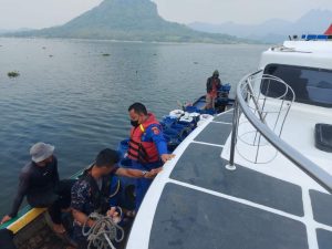 Cegah Kecelakaan Air, Satpolair Polres Purwakarta Gencar Lakukan Patroli