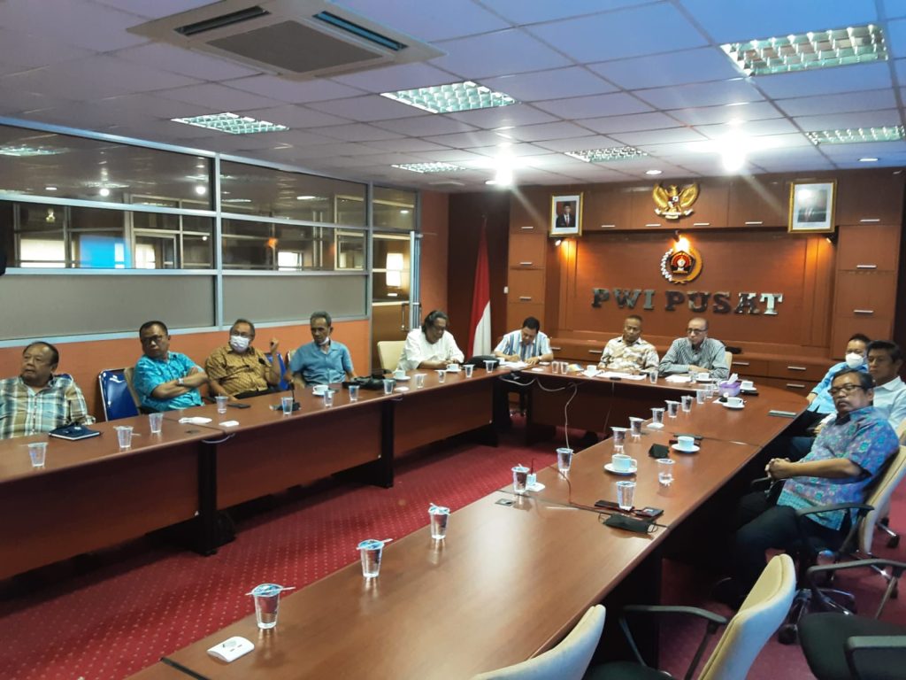 Masih Berstatus ASN, Ketua Terpilih PWI Sumbar Diputuskan Sementara Diganti Plt