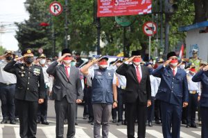 Salut! Anggota DPRD Ikuti HUT Kemerdekaan di Simpang Jalan