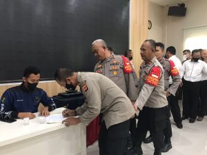 Para Kapolsek dan PJU Polres Purwakarta di Test Urine, Ini Hasilnya