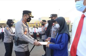 Personel Berprestasi, Kapolres Cianjur Pimpin Kenaikan Pangkat dan Penghargaan